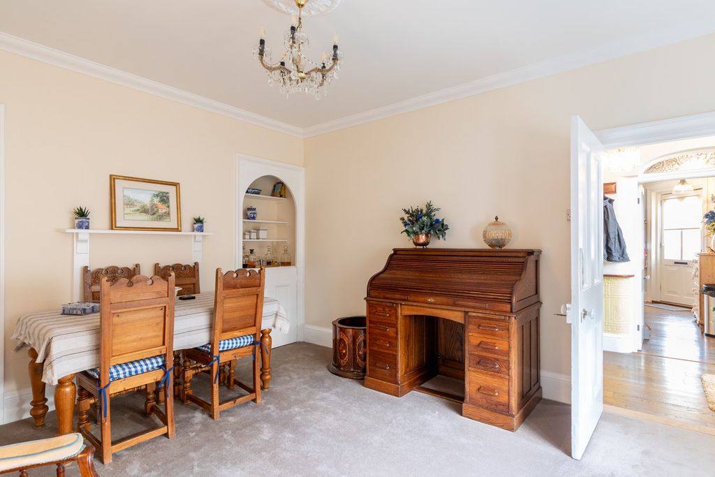 Additional image 8 of 2 bed property for sale13 Pierson Road, St Helier JE2