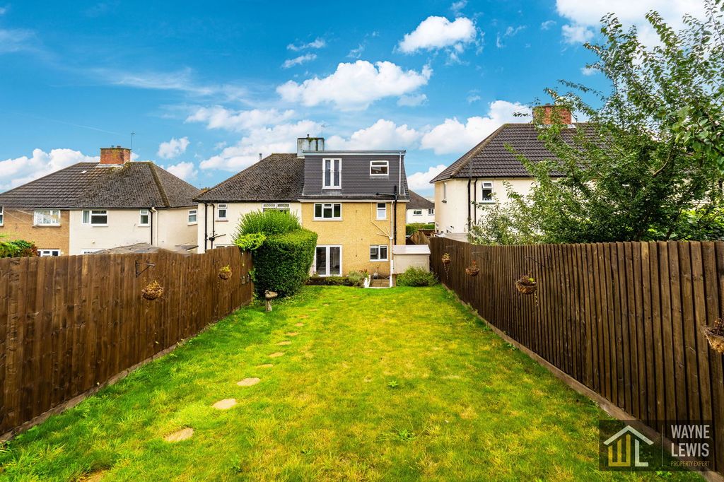 5 bed semi-detached house for saleManorbier Crescent, Rumney, Cardiff CF3