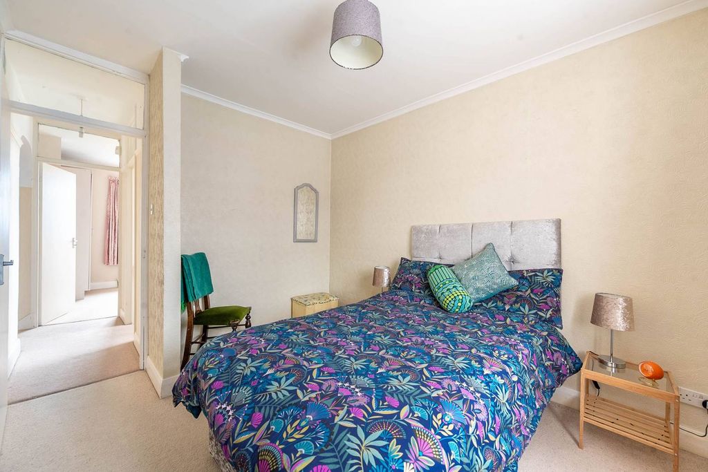 Additional image 13 of 8 bed semi-detached house for saleLodore Gardens, Kingsbury, London NW9