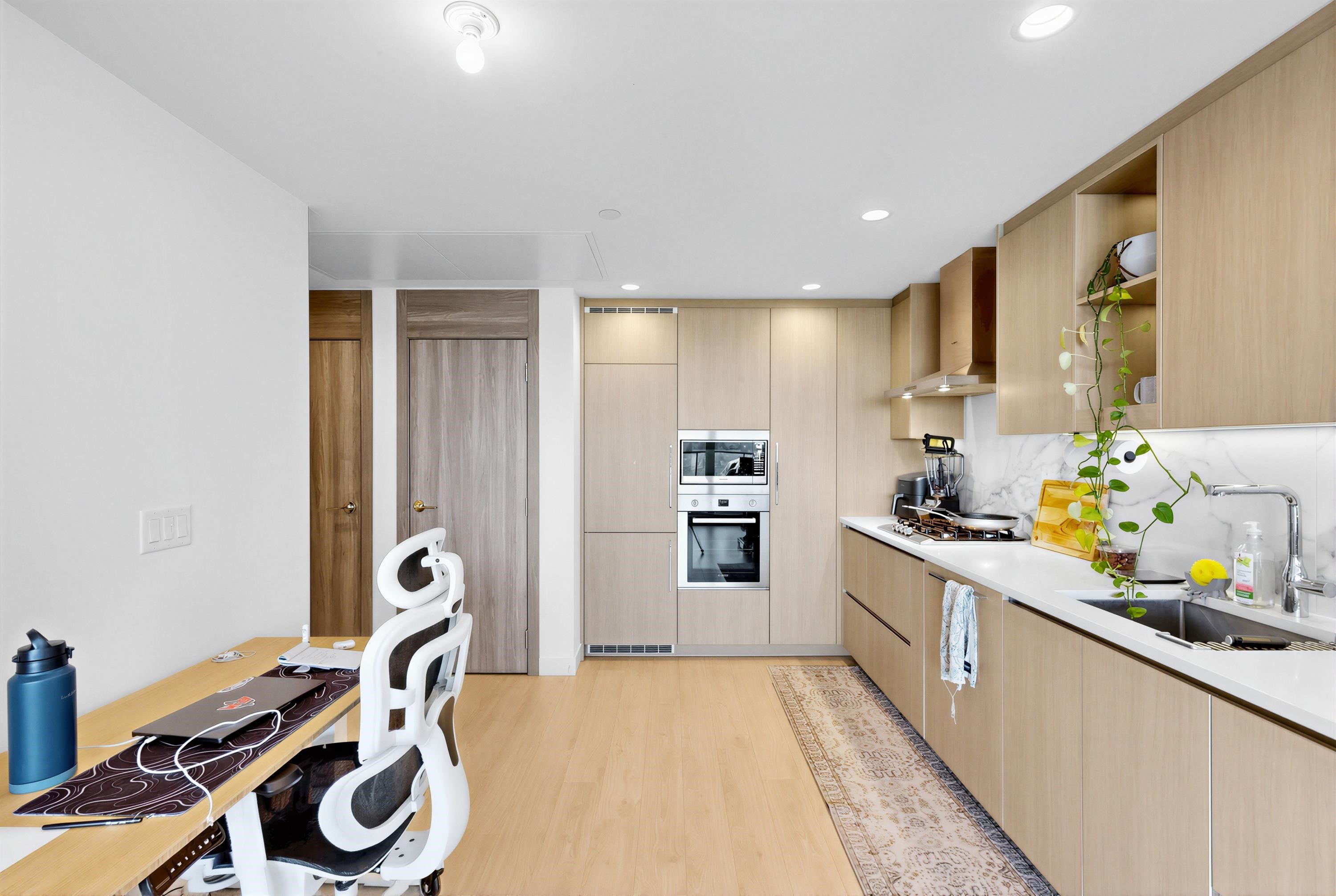 Additional image 4 of 3301-4890 Lougheed Highway, Burnaby, BC, V5C 0N2