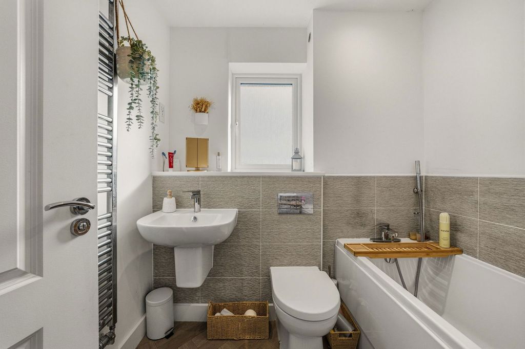 Additional image 18 of 3 bed detached house for saleBlue Lake Close, Ebbw Vale NP23