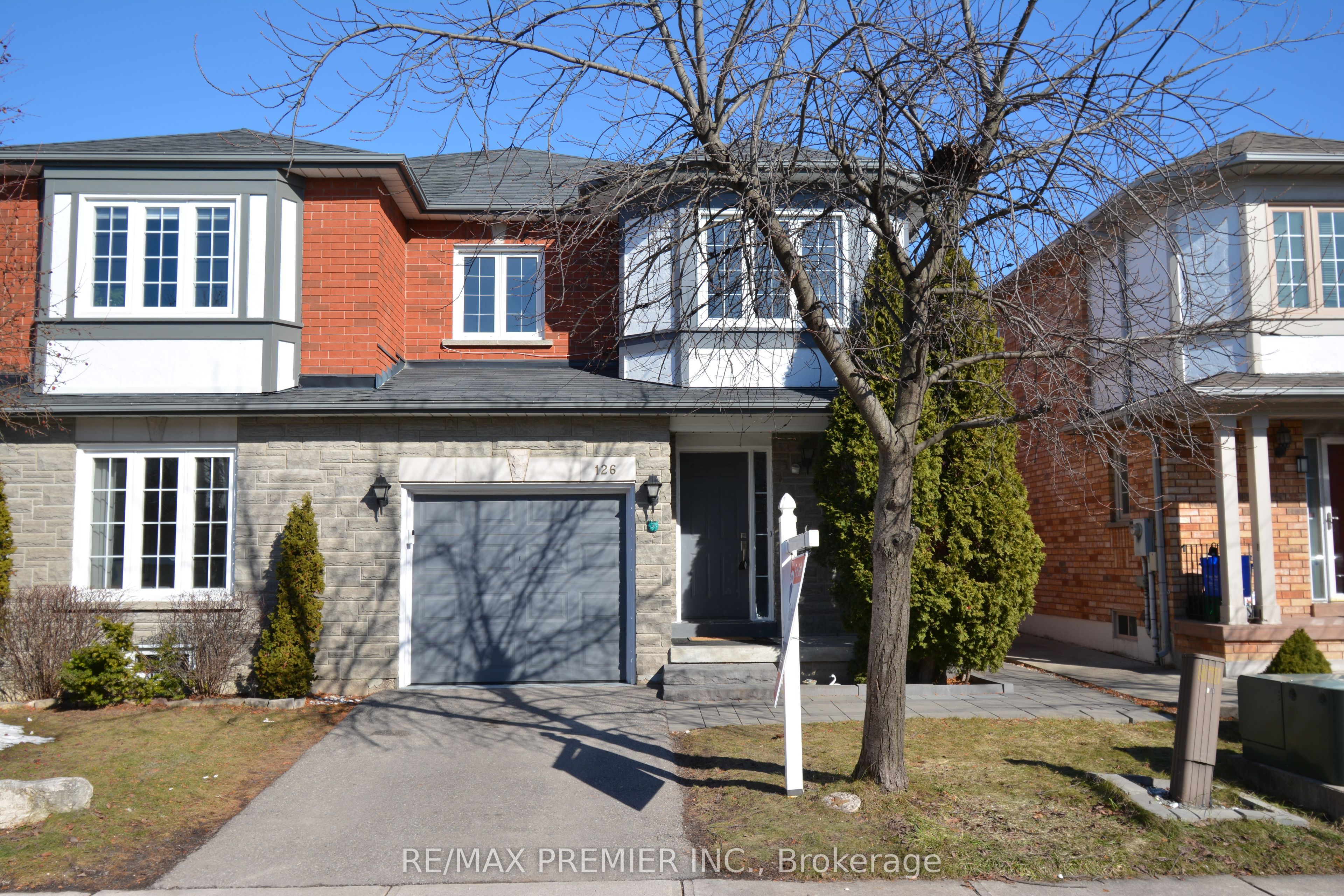 126 Pinedale Gate, Vaughan, ON, L4L 8X3