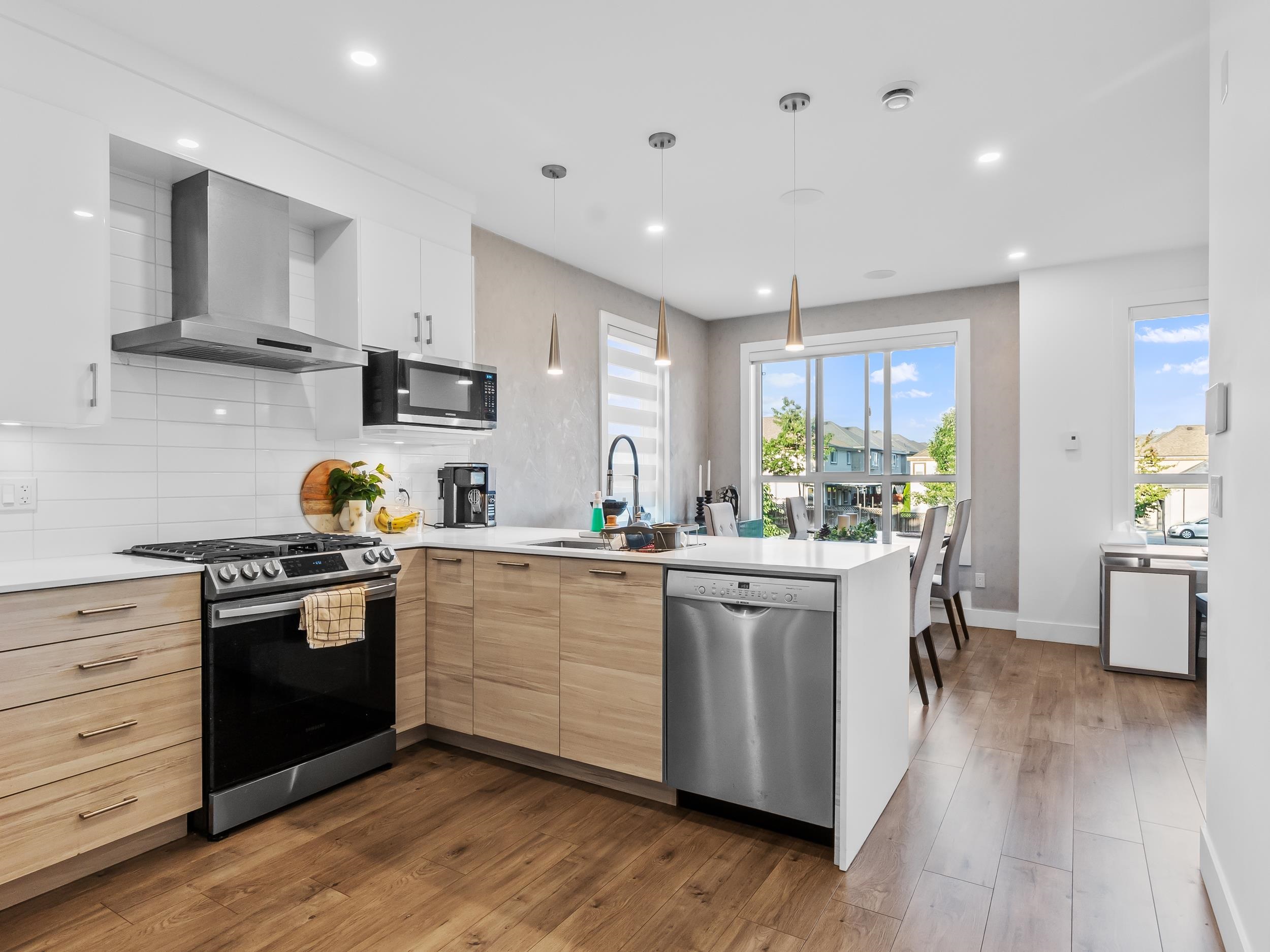 10-7177 194a Street, Surrey, BC, V4N 6V6