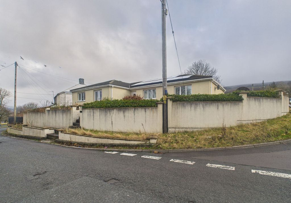 3 bed detached bungalow for saleGarn Road, Nantyglo NP23