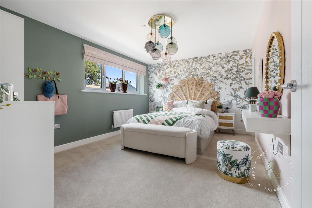 Additional image 11 of 5 bed town house for saleThe Dale, Parc Llandaf, Llantrisant Road, Llandaff, Cardiff CF5