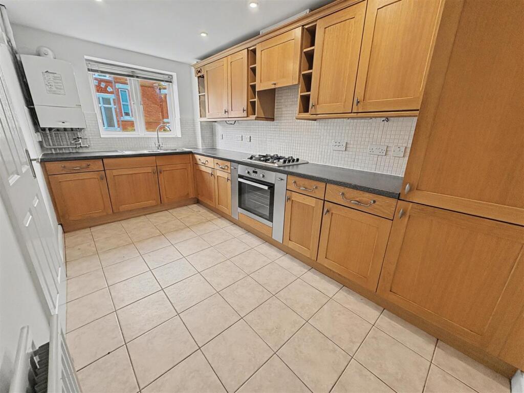 Additional image 4 of Manor Park Close, Moseley, Birmingham