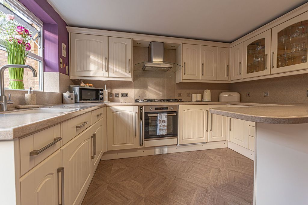 Additional image 5 of 4 bed detached house for saleRockfield Grove, Undy NP26