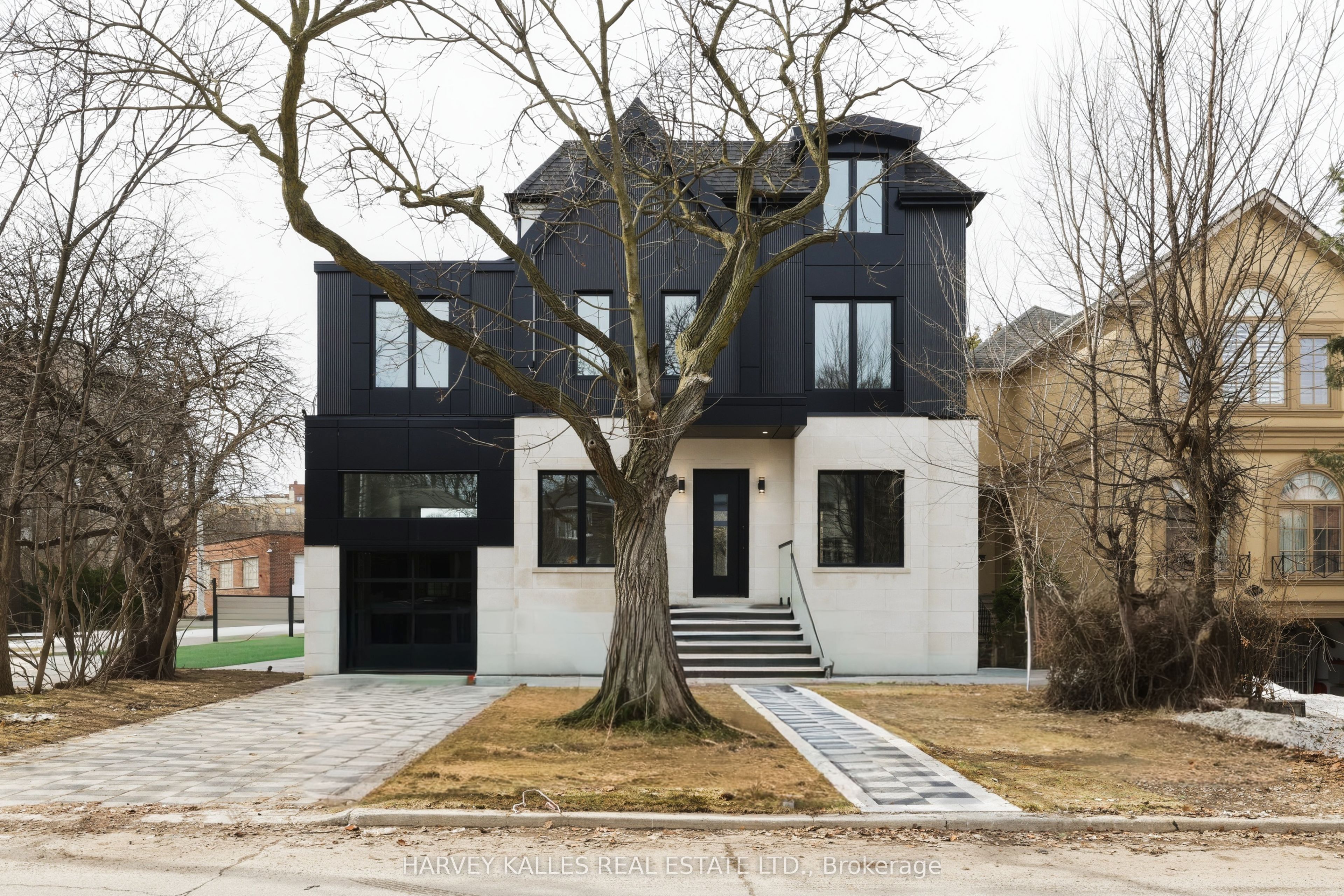 1002 Spadina Road, Toronto, ON, M5N 2M6