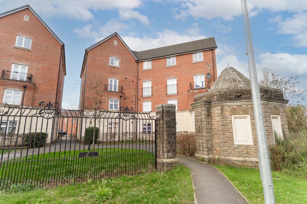 Additional image 12 of 2 bed flat for saleSwan Crescent, Newport NP19