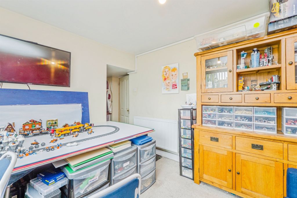 Additional image 17 of 3 bed semi-detached house for saleLaugharne Avenue, Rumney, Cardiff CF3