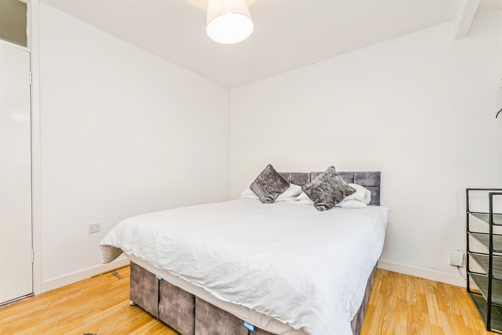 Additional image 16 of 2 bed flat for saleFairwood Road, Cardiff CF5