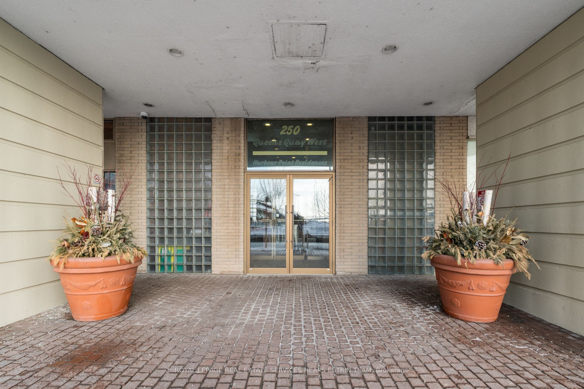 Additional image 3 of 1307-250 Queens Quay W, Toronto, ON, M5J 2N2