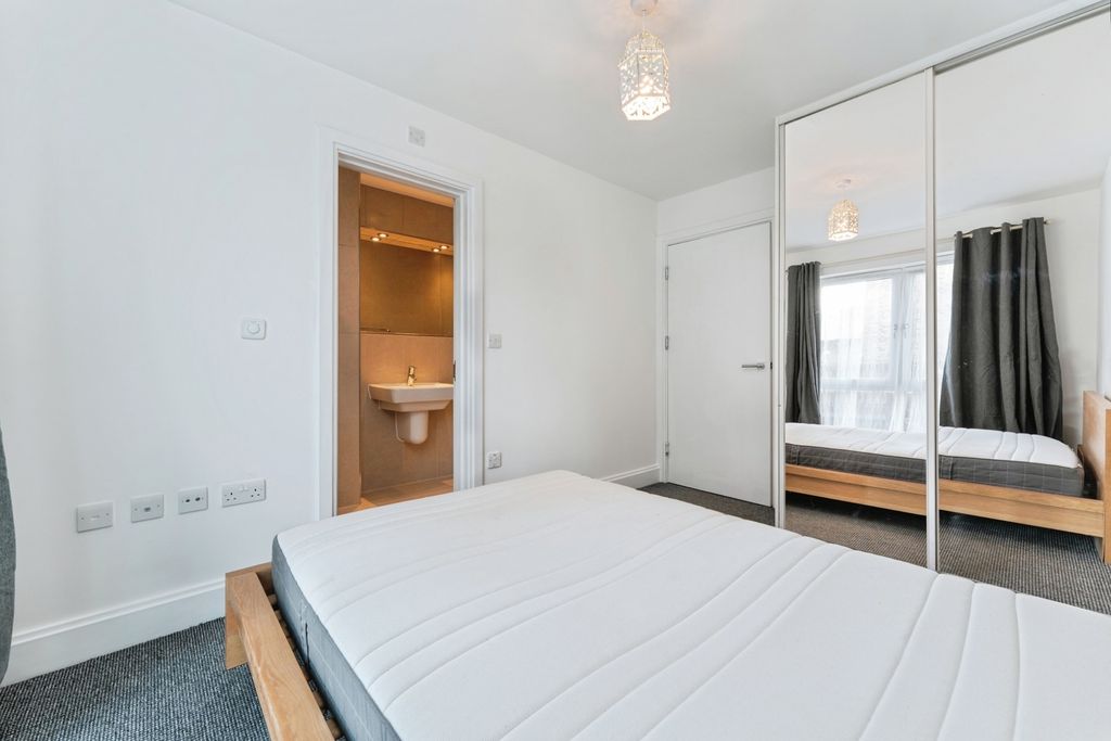 Additional image 14 of 2 bed flat for salePepys Court, Cambridge, Cambridgeshire CB4