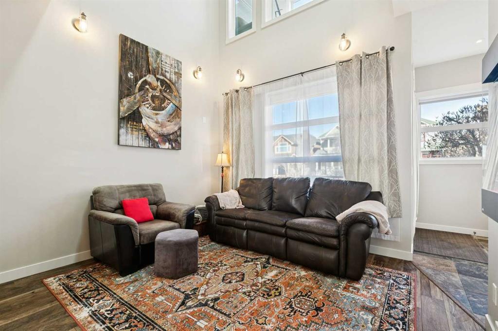Additional image 6 of 1013 19 Avenue SE, Calgary, AB, T2G 1M1