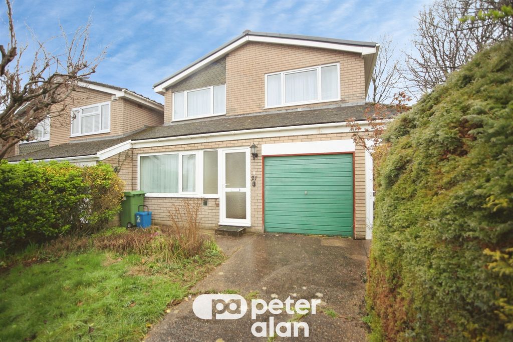 4 bed semi-detached house for saleRhos Llan, Rhiwbina, Cardiff CF14