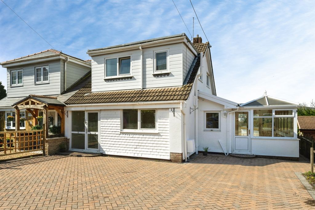 3 bed semi-detached bungalow for saleGraig Road, Glais, Swansea SA7
