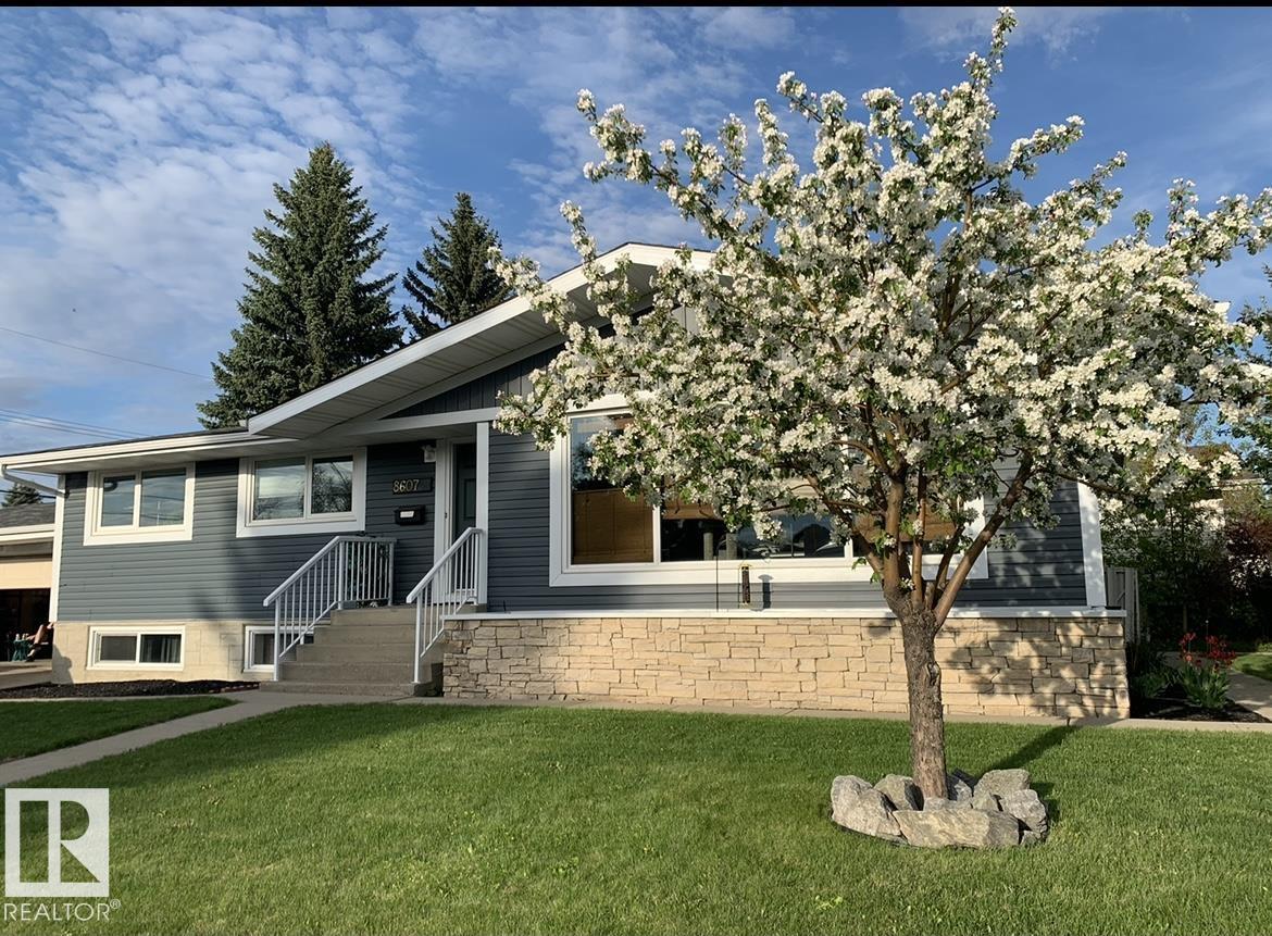 8607 62 Street NW, Edmonton, AB, T6B1N4