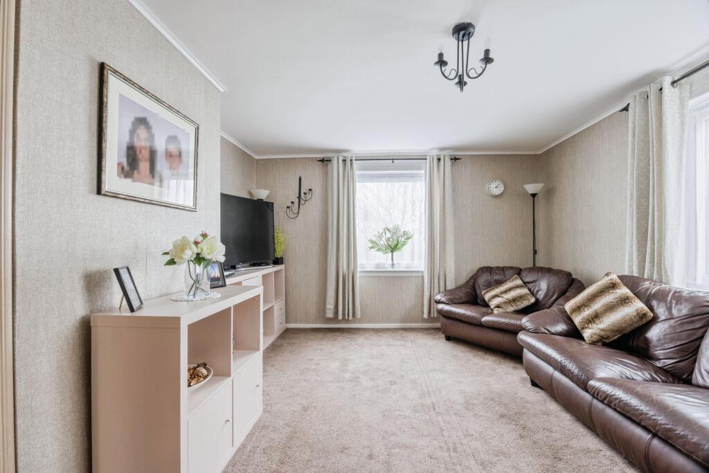 Dancing Cairns Crescent, Aberdeen, AB16