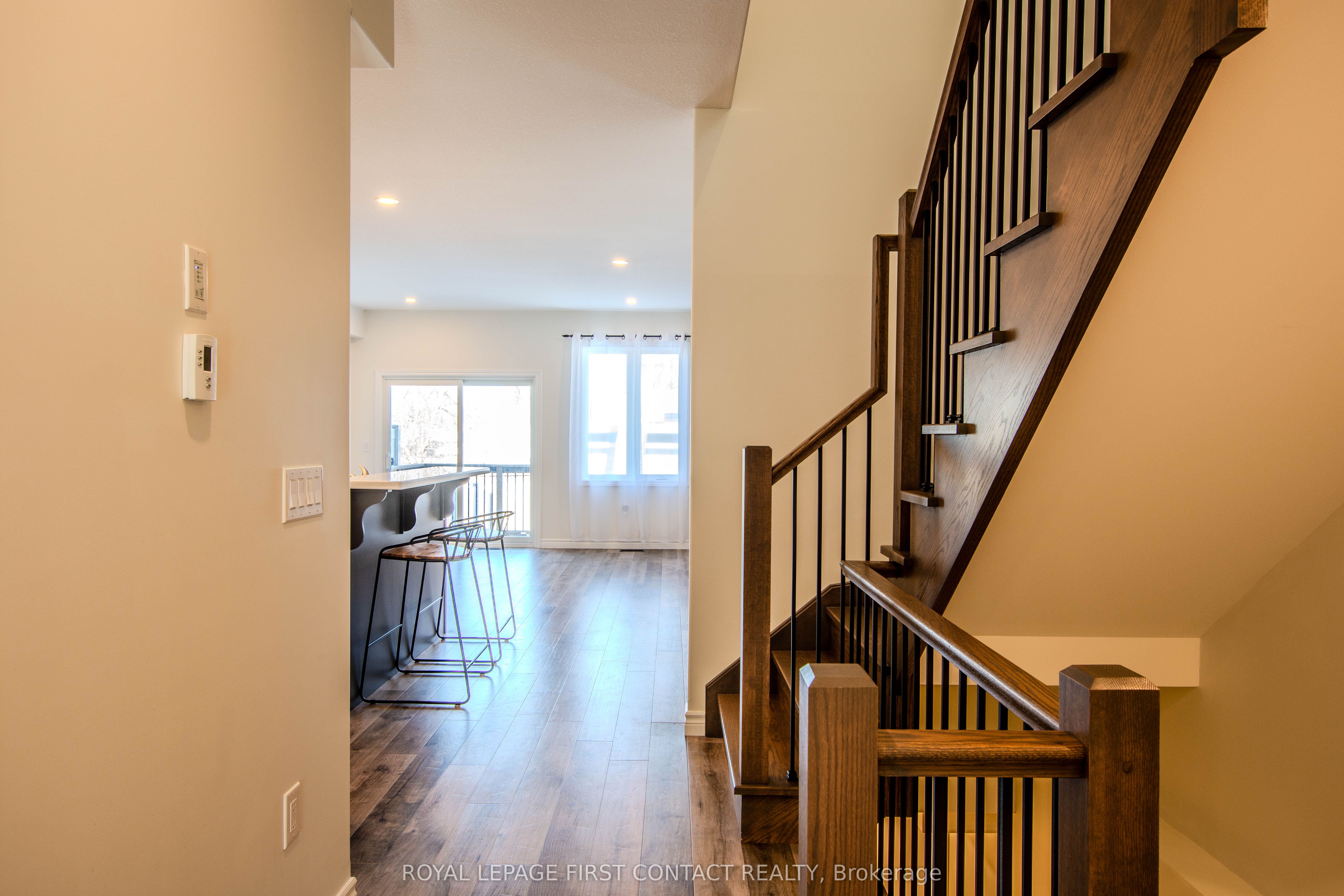 Additional image 3 of 144 Memorial Avenue, Orillia, ON, L3C 5X2
