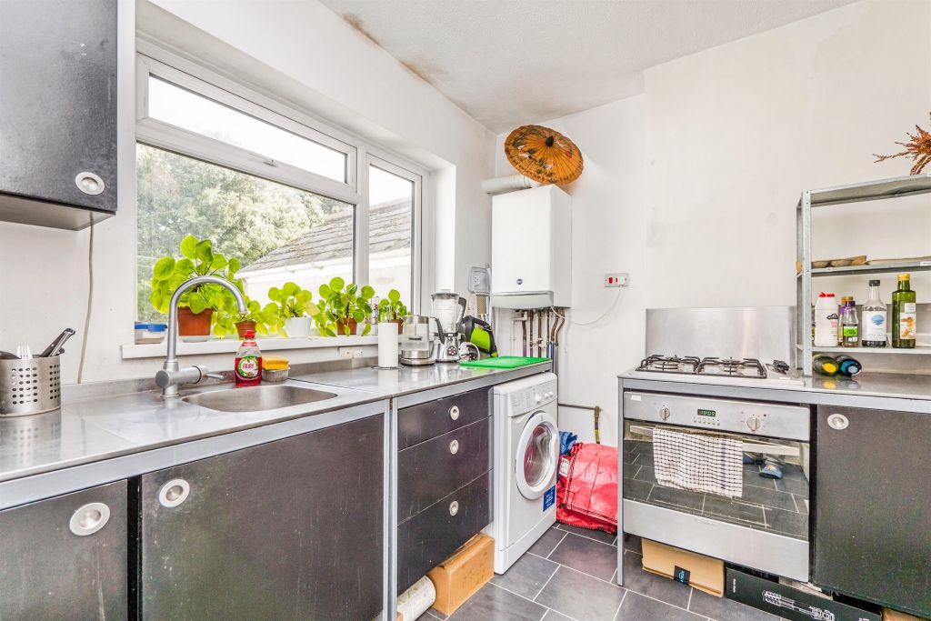 Additional image 13 of 1 bed flat for saleFairleigh Road, Cardiff CF11