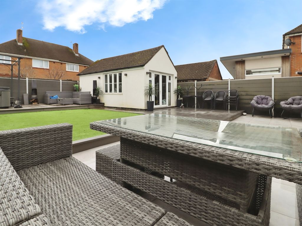 Additional image 6 of 4 bed detached house for saleLangport Avenue, Llanrumney, Cardiff CF3