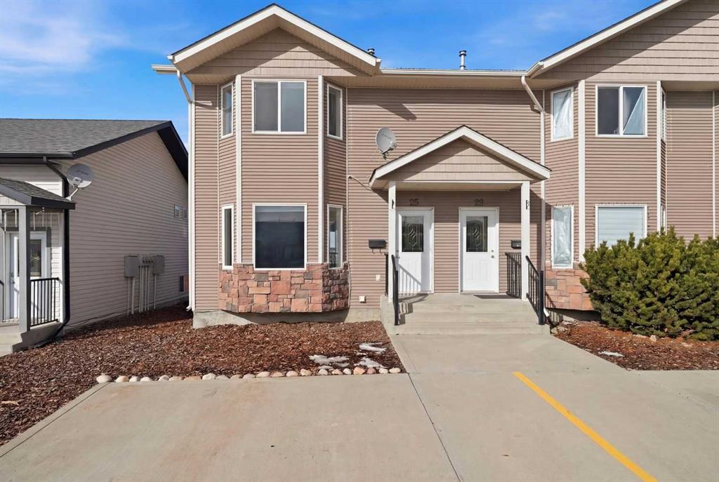 25 Winston Place, Blackfalds, AB, T4M 0K9