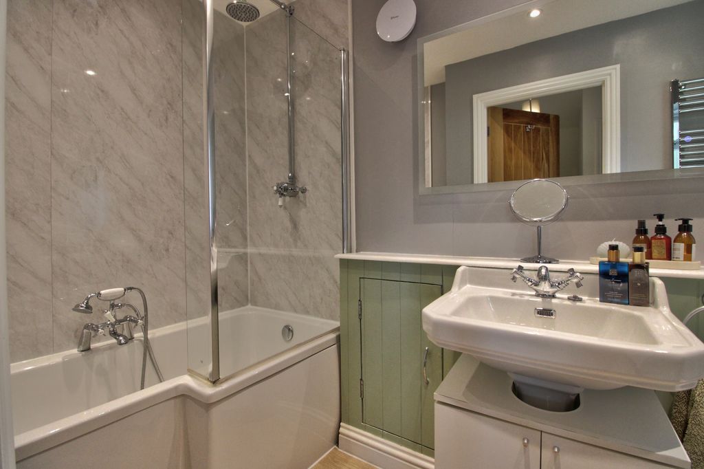 Additional image 17 of 4 bed semi-detached house for saleThe Uplands, Newport NP10