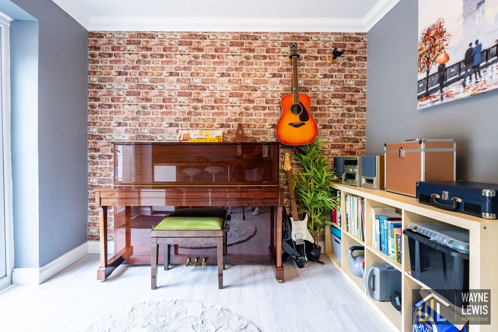 Additional image 13 of 5 bed semi-detached house for saleManorbier Crescent, Rumney, Cardiff CF3