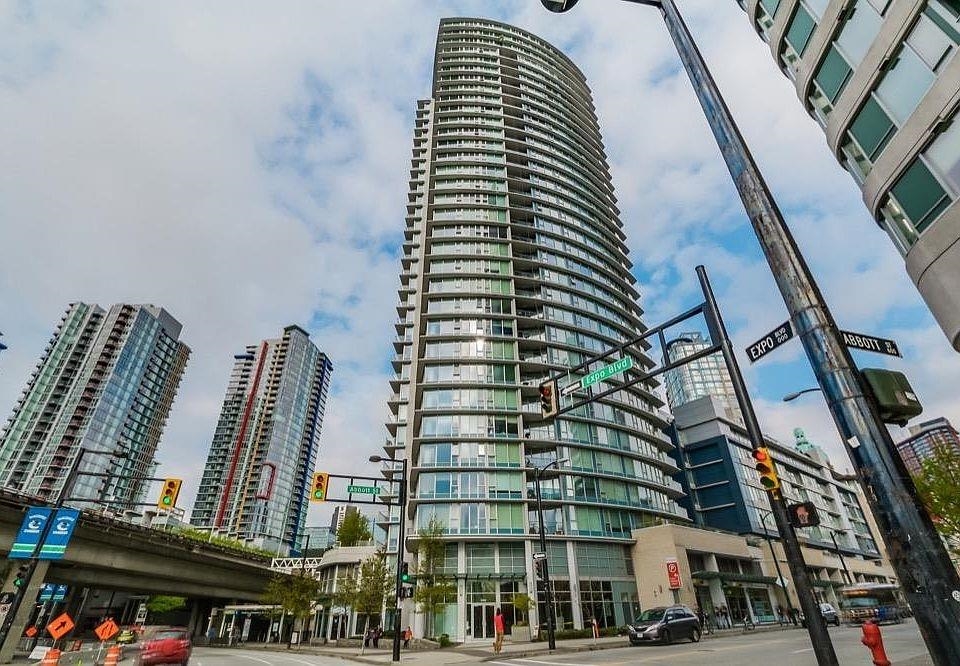 301-689 Abbott Street, Vancouver, BC, V6B 0J2