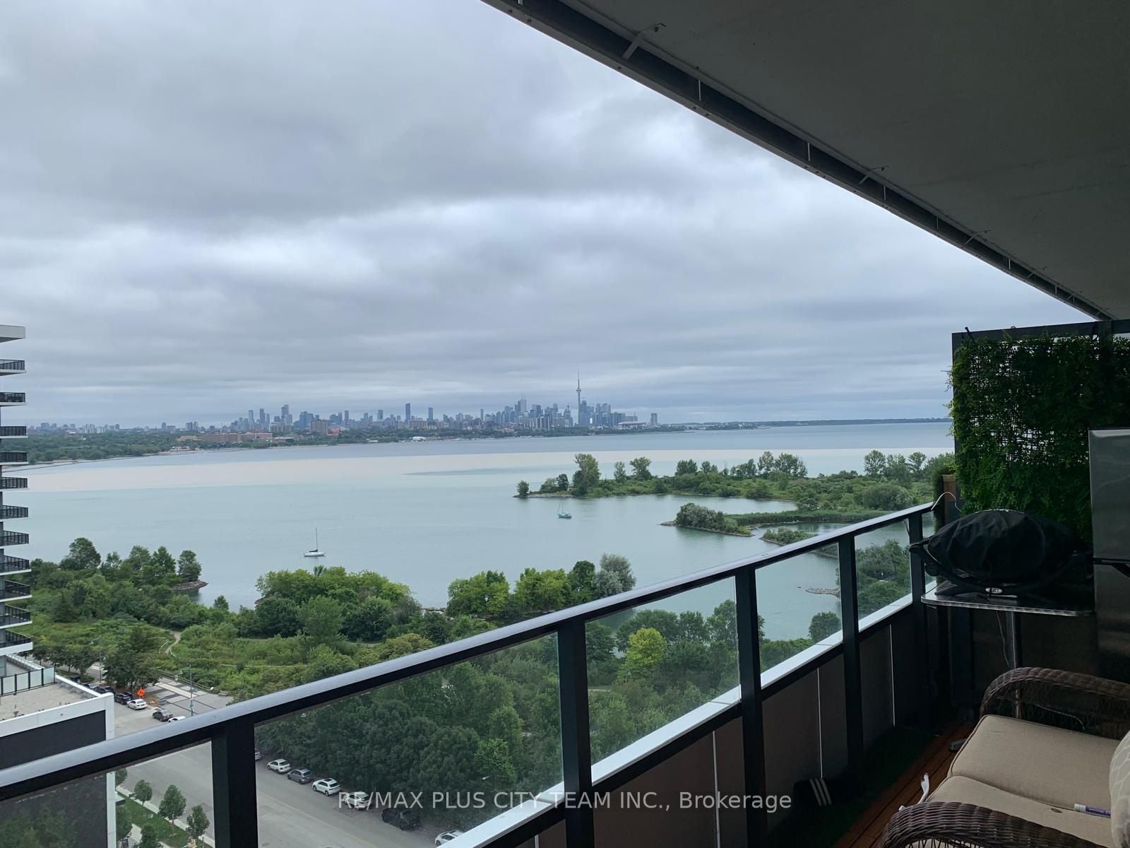 1304-20 Shore Breeze Drive, Toronto, ON, M8V 0C7