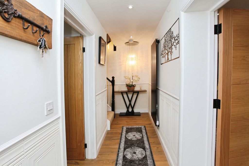 Additional image 5 of 3 bed town house for saleLakeside Close, Ebbw Vale NP23