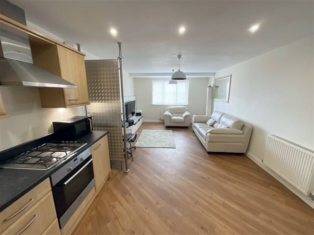 2 bed flat for sale2 Richmond Way, Rotherham, Rotherham S61 photo 3