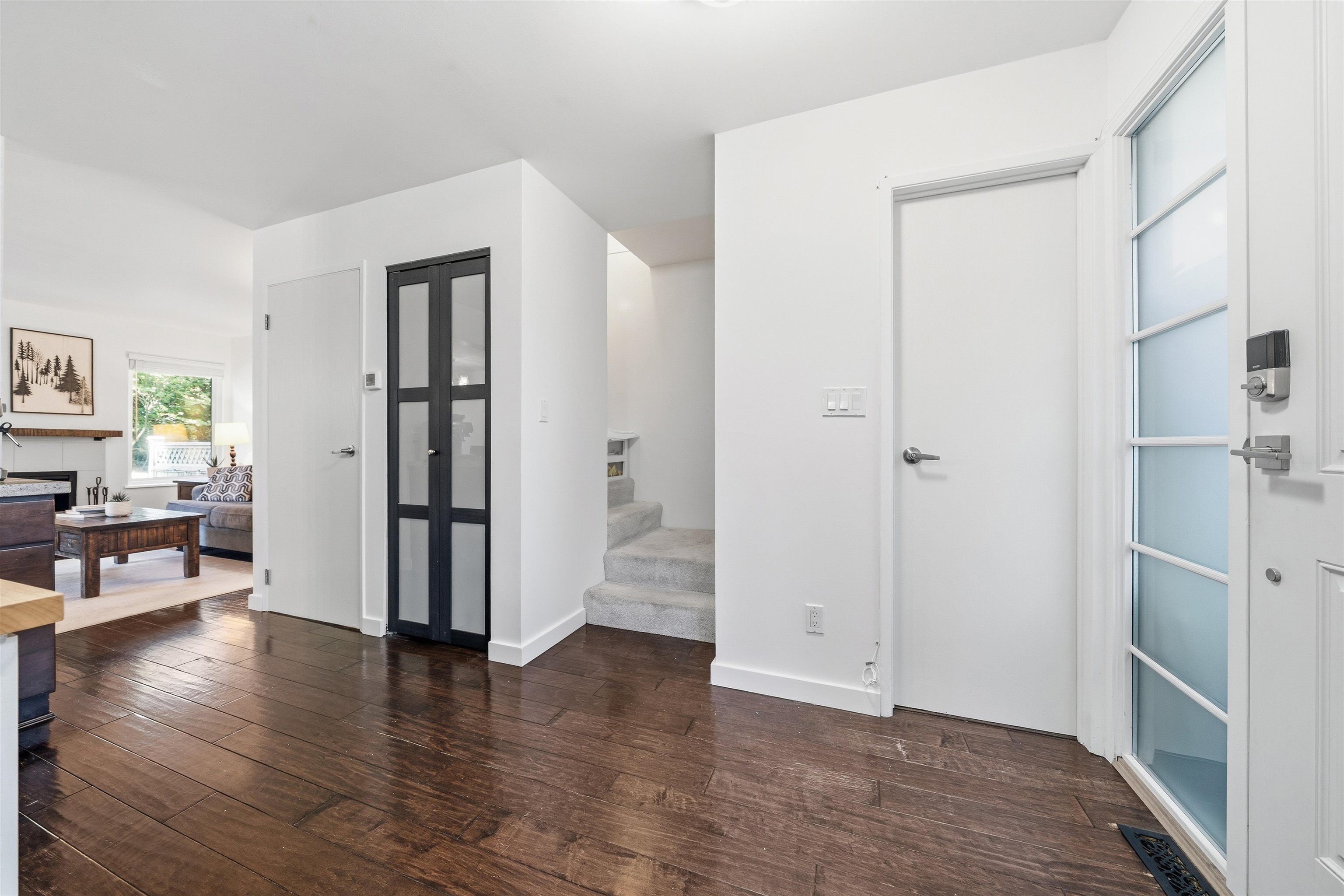 Additional image 5 of 4742 Laurelwood Place, Burnaby, BC, V5G 4B2