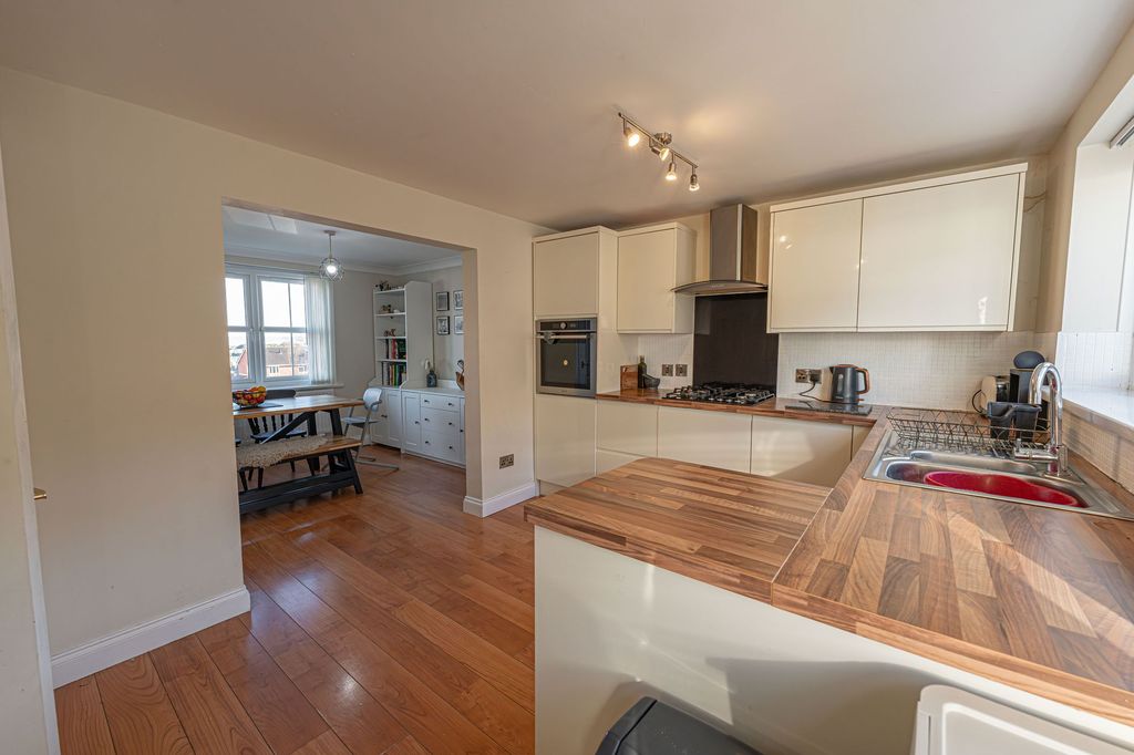 Additional image 7 of 4 bed detached house for saleRockfield Rise, Undy NP26