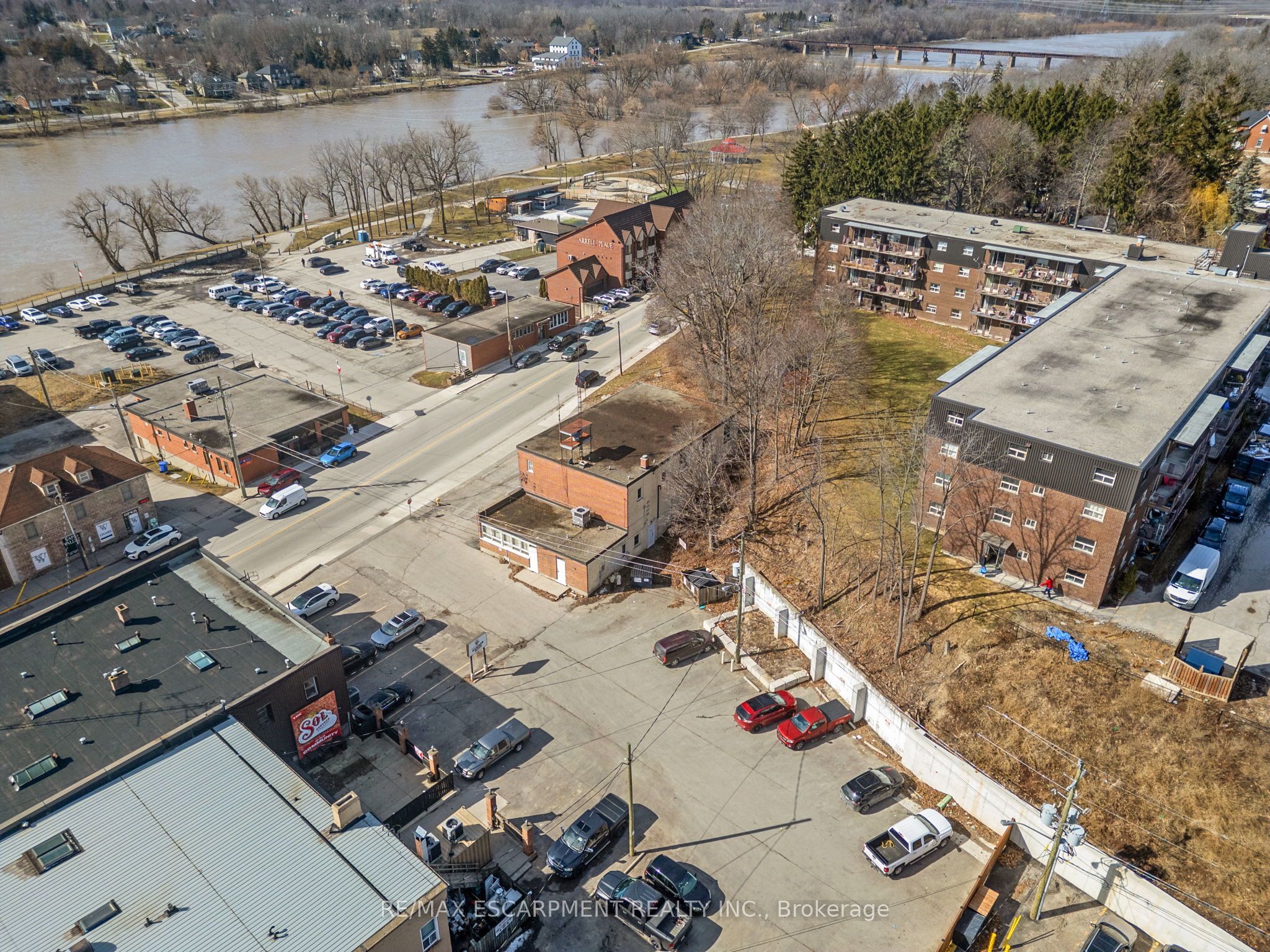 Additional image 5 of 10 & 28 Caithness Street W, Haldimand, ON, N3W 1L1