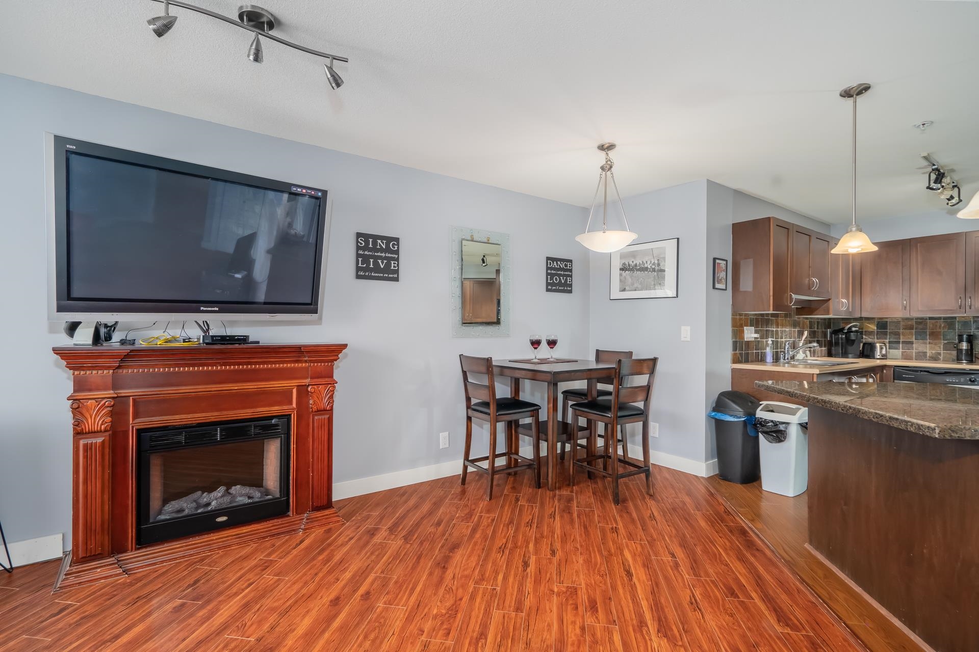 Additional image 6 of 202-2955 Diamond Crescent, Abbotsford, BC, V2T 2L5