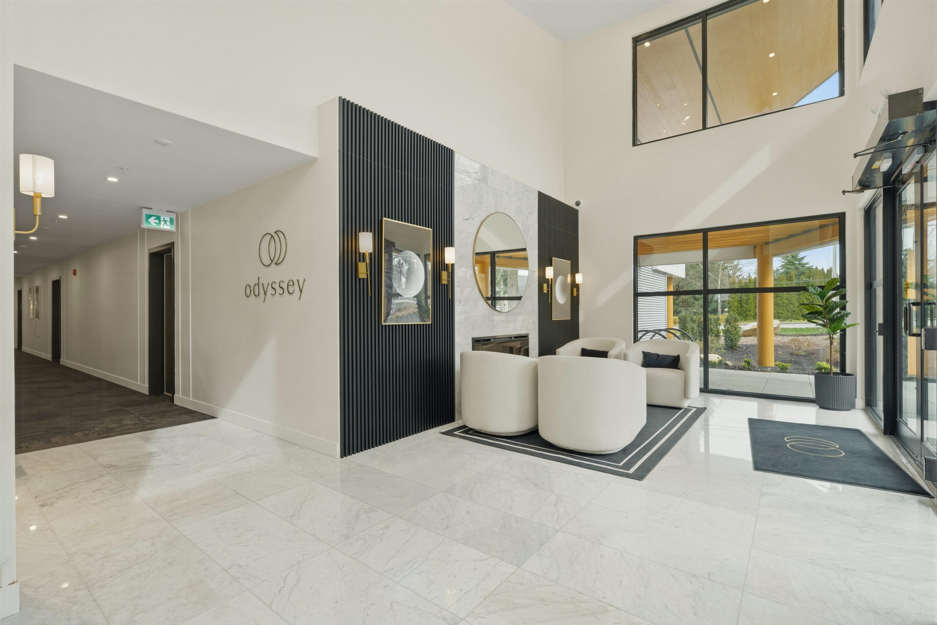 Additional image 2 of 227-2635 King George Boulevard, Surrey, BC, V4P 0H7