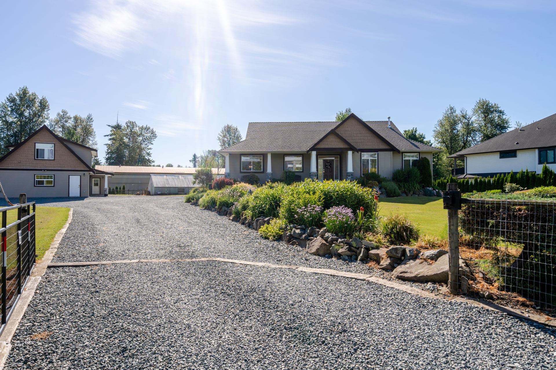 5728 Bradner Road, Abbotsford, BC, V4X 2P1