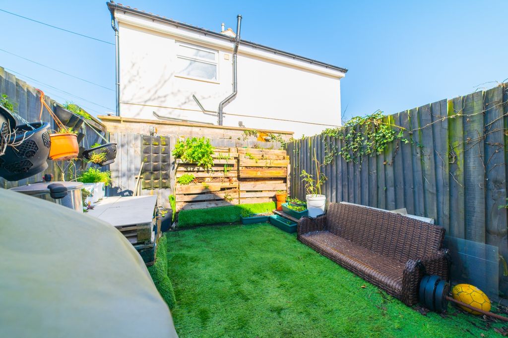 Additional image 11 of 3 bed end terrace house for salePearl Street, Splott CF24