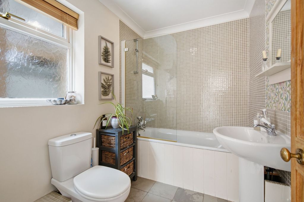 Additional image 10 of 3 bed semi-detached house for saleNursery Lane, Ascot SL5