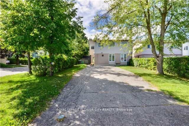 52 Grand Valley Drive, Brampton, ON, L6S 2K9
