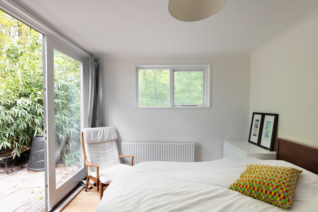 Additional image 13 of 6 bed detached house for saleWykeham Close, Southampton, Hampshire SO16