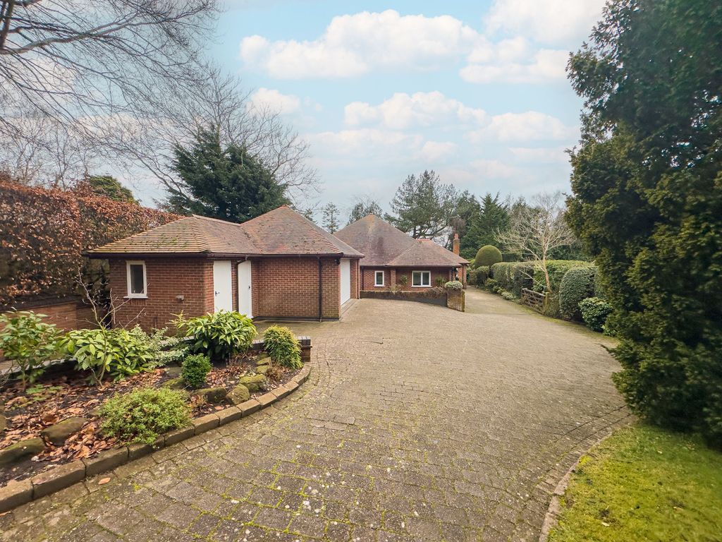 4 bed detached bungalow for saleDawstone Road, Wirral CH60