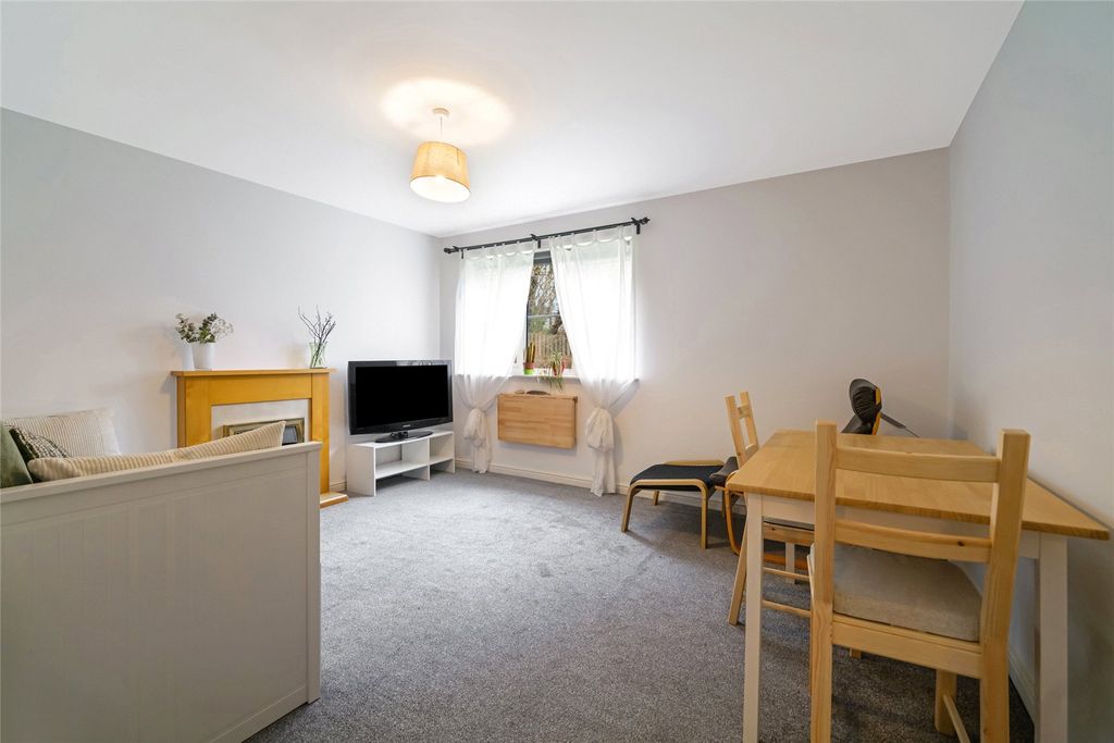 Additional image 3 of 2 bed flat for saleCopperwood Court, Hamilton, Lanarkshire ML3
