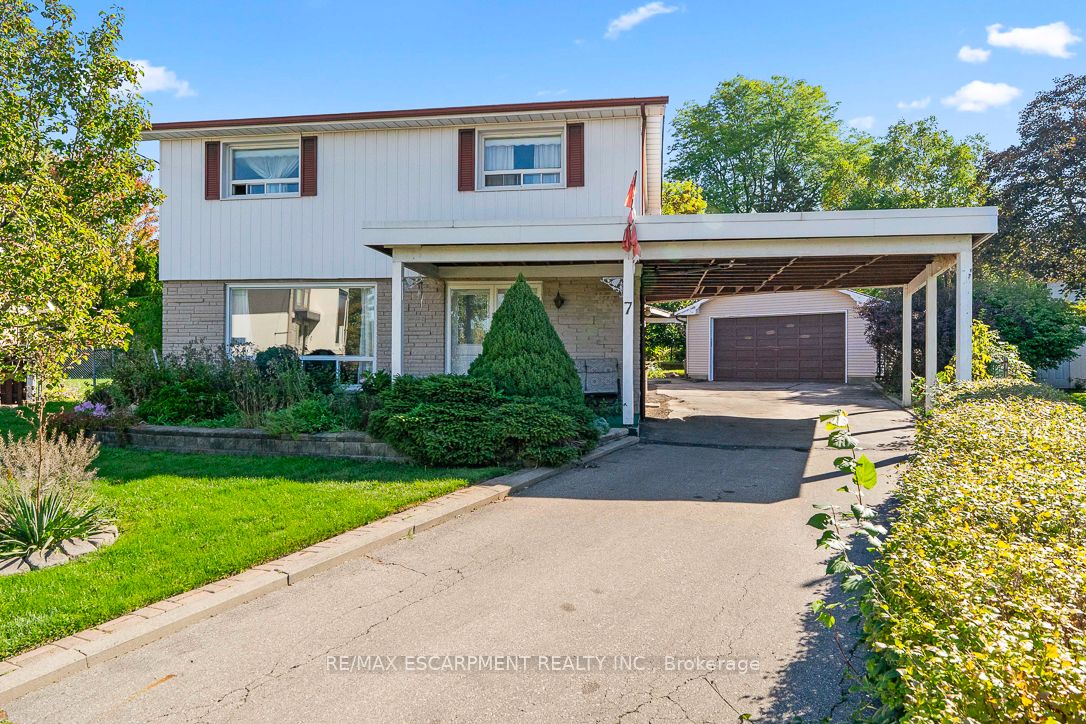 7 Delverton Place, Toronto, ON, M2S 1Y5