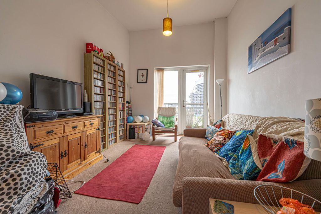 Additional image 3 of 2 bed flat for saleJim Driscoll Way, Cardiff CF11