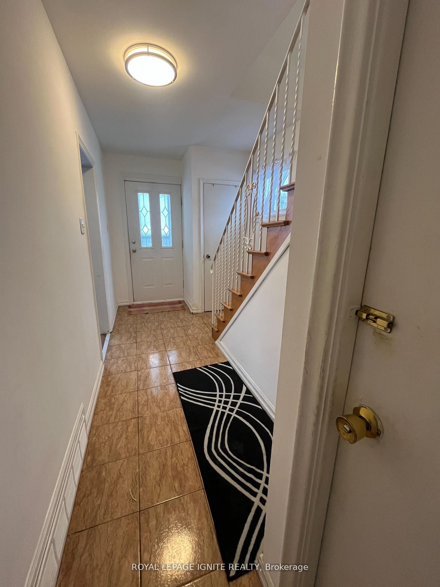 55 Dalrymple Drive, Toronto, ON, M6N 4S2 photo 2