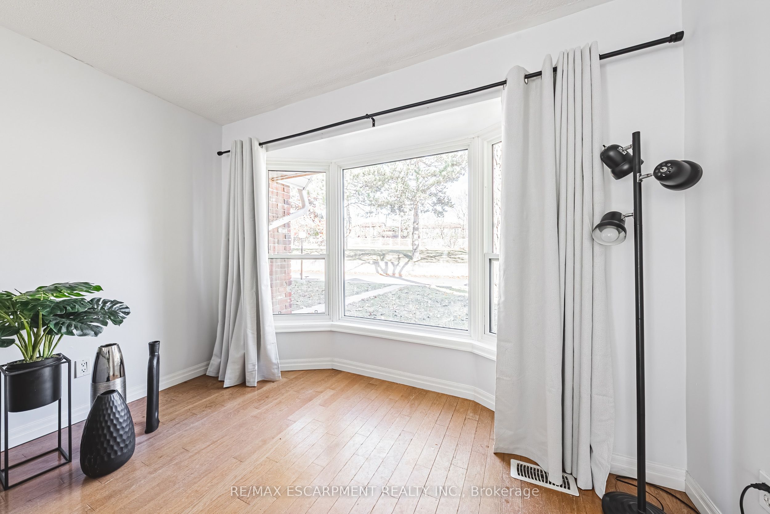 Additional image 6 of 4-2220 Upper Middle Road, Burlington, ON, L7P 3P4