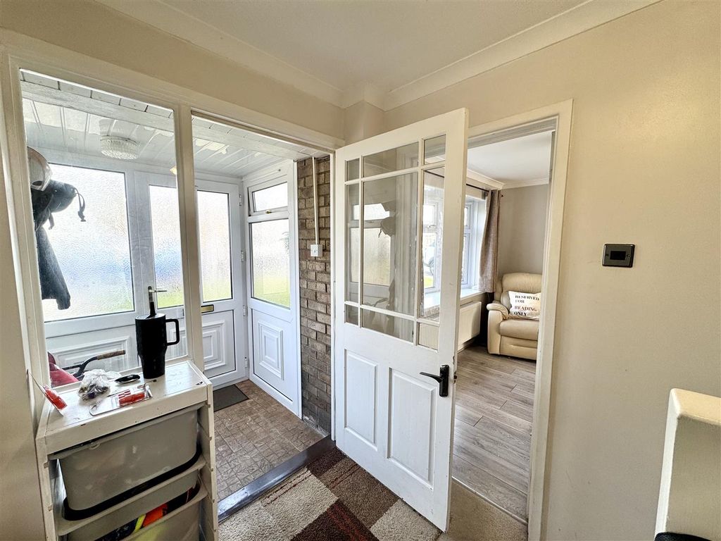 Additional image 2 of 3 bed semi-detached house for saleLapwing Avenue, Caldicot NP26