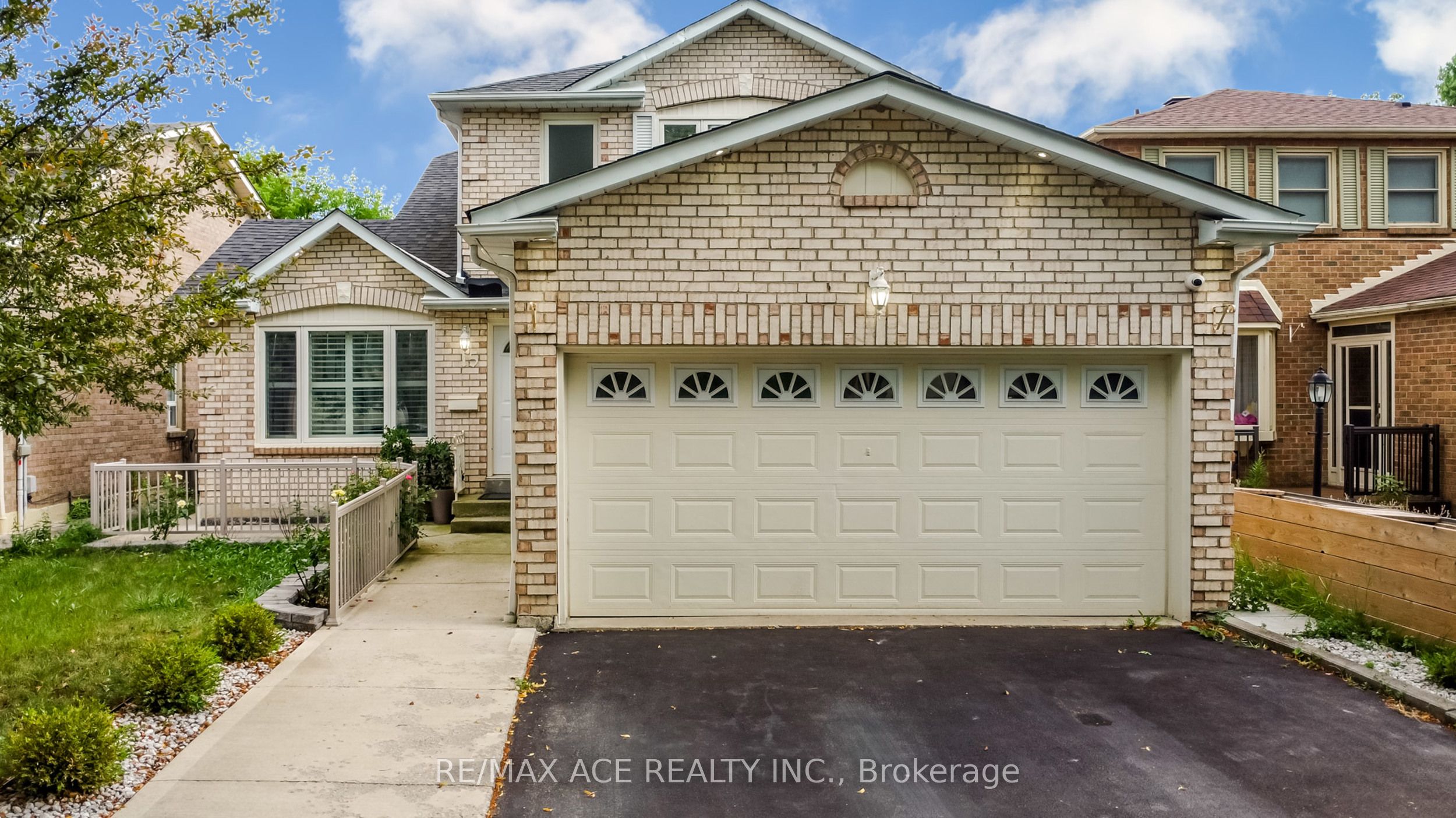 15 Brennan Road, Ajax, ON, L1T 2G1
